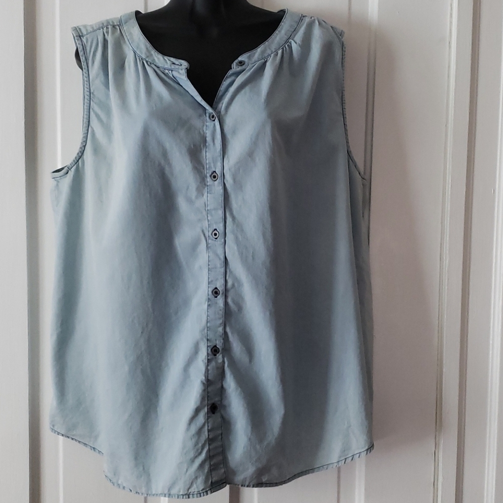 NWOT Shirt size XL